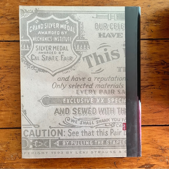 This is a Pair of Levi's Jeans... The Official History of the Levi's Brand - Picture 7 of 8